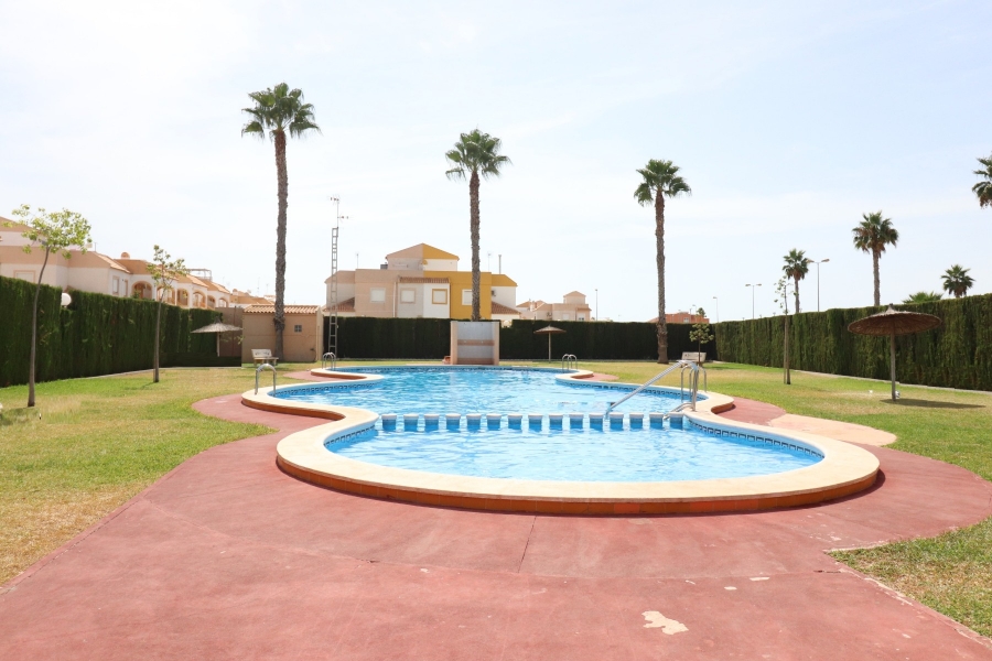 Re-Sale - Apartment - Torrevieja - Altos del Limonar