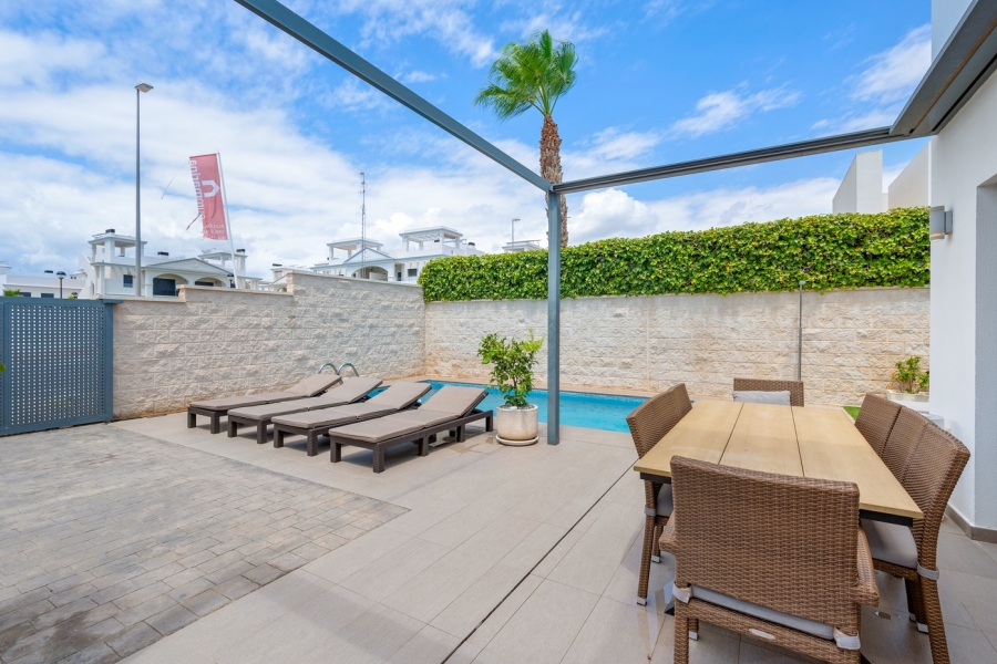 Re-Sale - Detached Villa - Ciudad Quesada - La Laguna