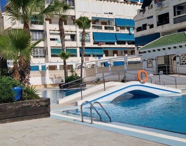 Re-Sale - Apartment - Torrevieja - Torre La Mata