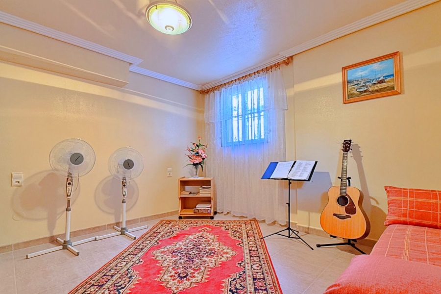 Re-Sale - Detached Villa - Orihuela Costa - Punta Prima