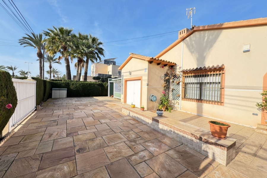 Re-Sale - Detached Villa - Orihuela Costa - Cabo Roig