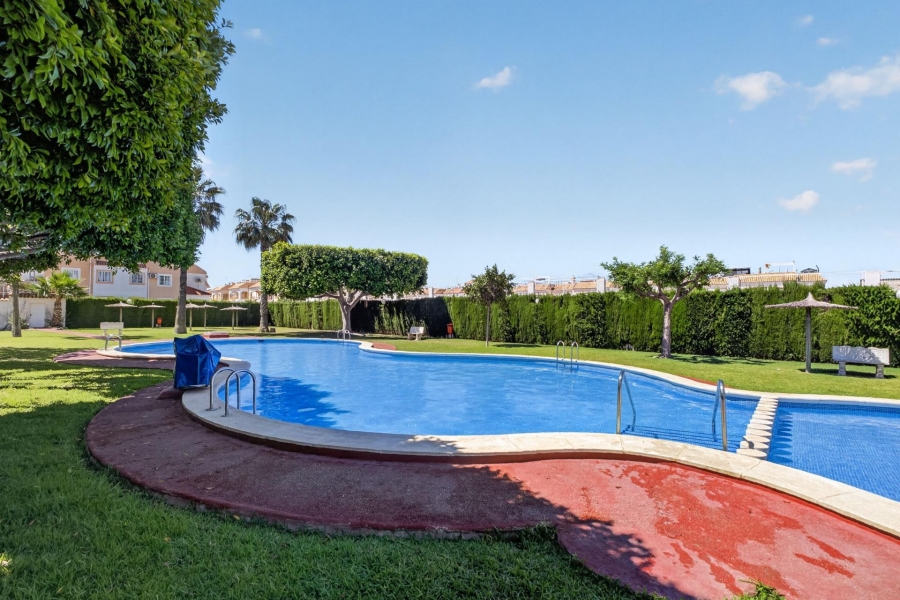 Re-Sale - Apartment - Torrevieja - Altos del Limonar