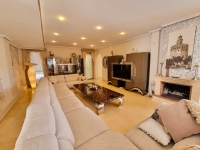 Re-Sale - Detached Villa - Torrevieja - La Mata - Town