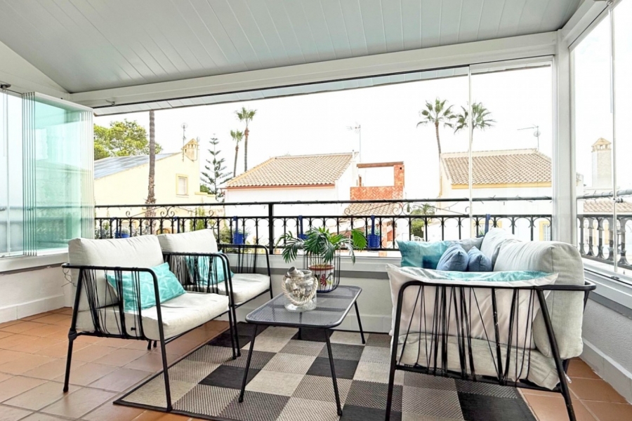 Re-Sale - Detached Villa - Orihuela Costa - Villamartin