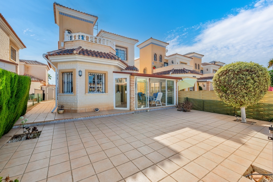 Re-Sale - Detached Villa - Guardamar del Segura - El Raso