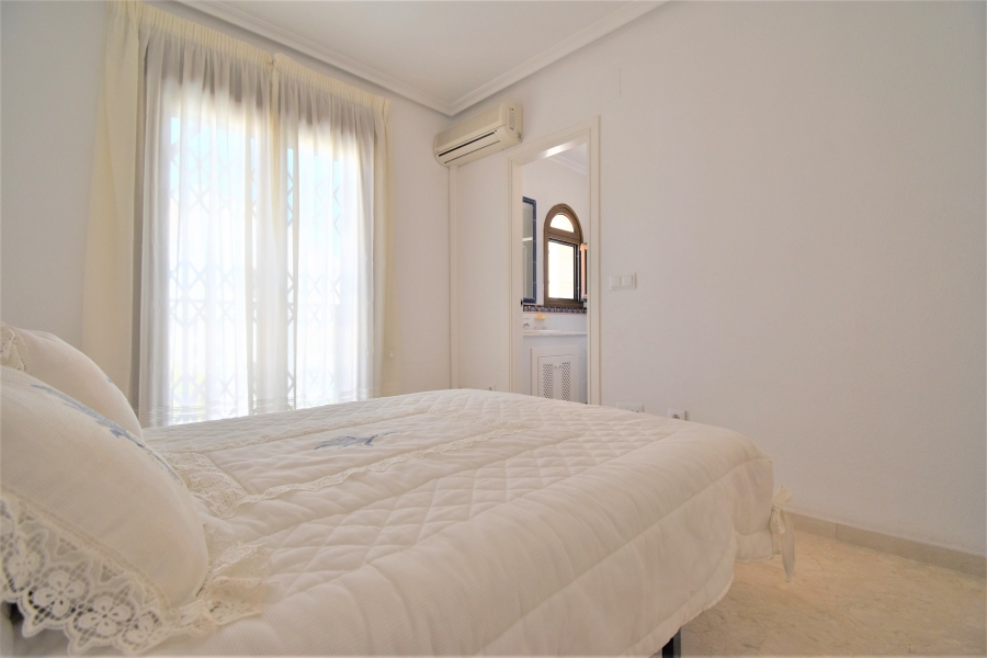 Re-Sale - Apartment - Orihuela Costa - Playa Flamenca