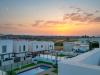 Re-Sale - Detached Villa - Orihuela Costa - Villamartin