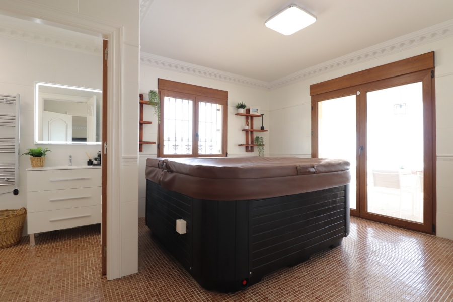 Re-Sale - Detached Villa - Algorfa - Lomas de La Juliana