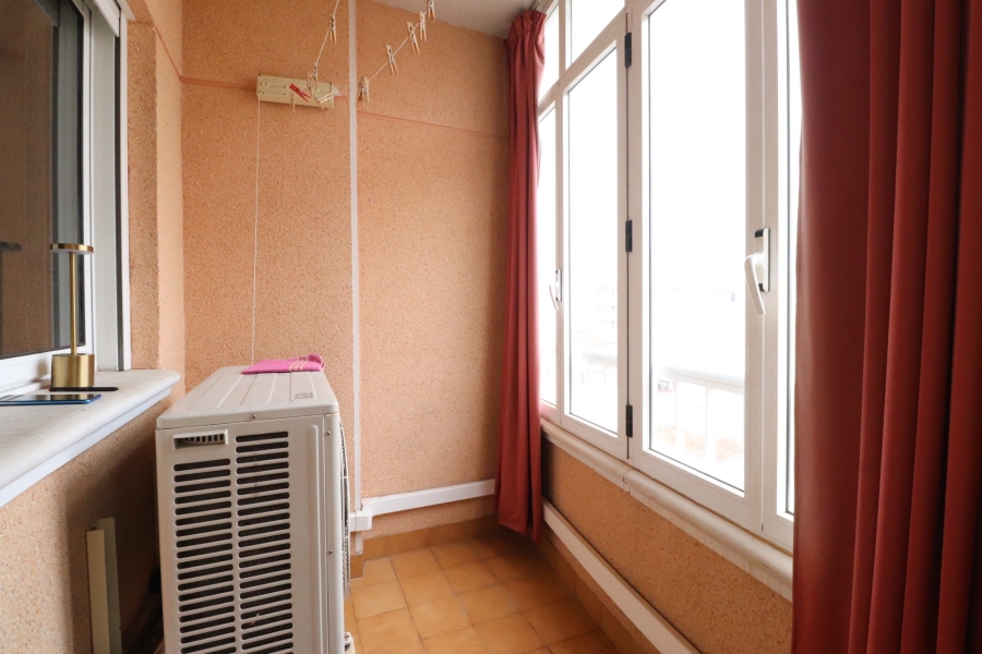 Re-Sale - Apartment - Torrevieja - Torrevieja - Centre