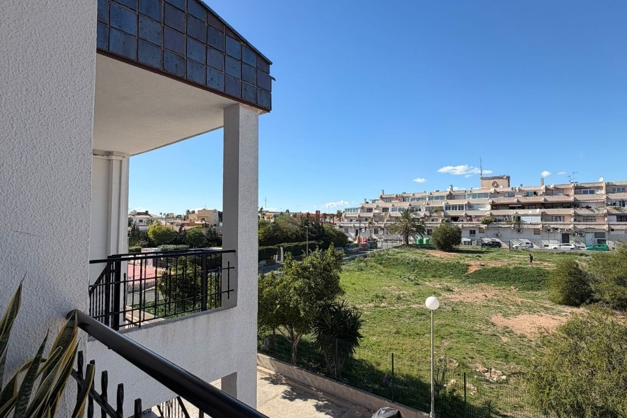 Re-Sale - Apartment - Orihuela Costa - Punta Prima