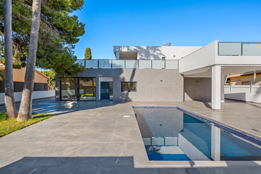 Re-Sale - Detached Villa - Orihuela Costa - Dehesa de Campoamor