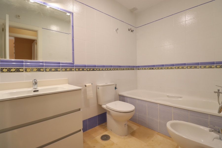 Re-Sale - Bungalow - Orihuela Costa - Villamartin