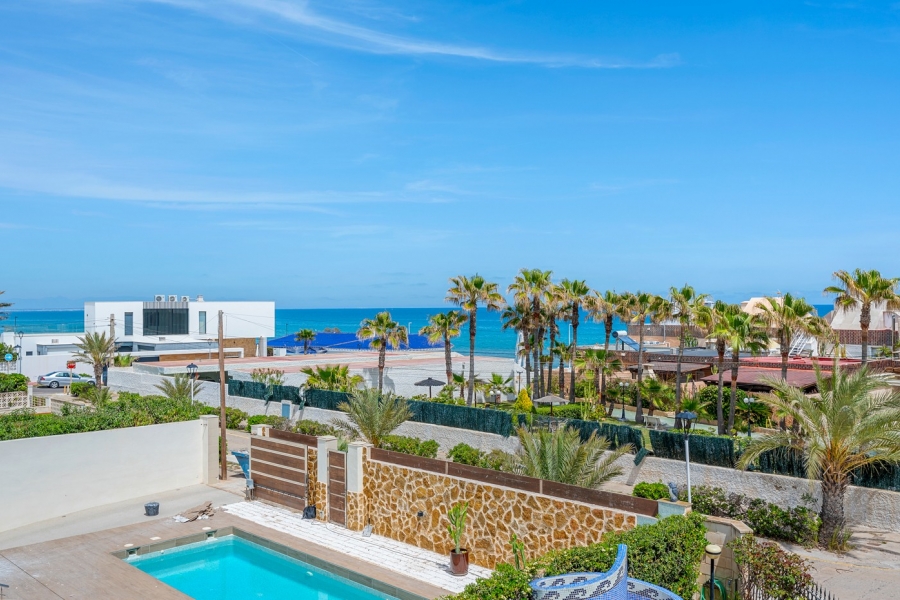 Re-Sale - Detached Villa - Torrevieja - Torre La Mata