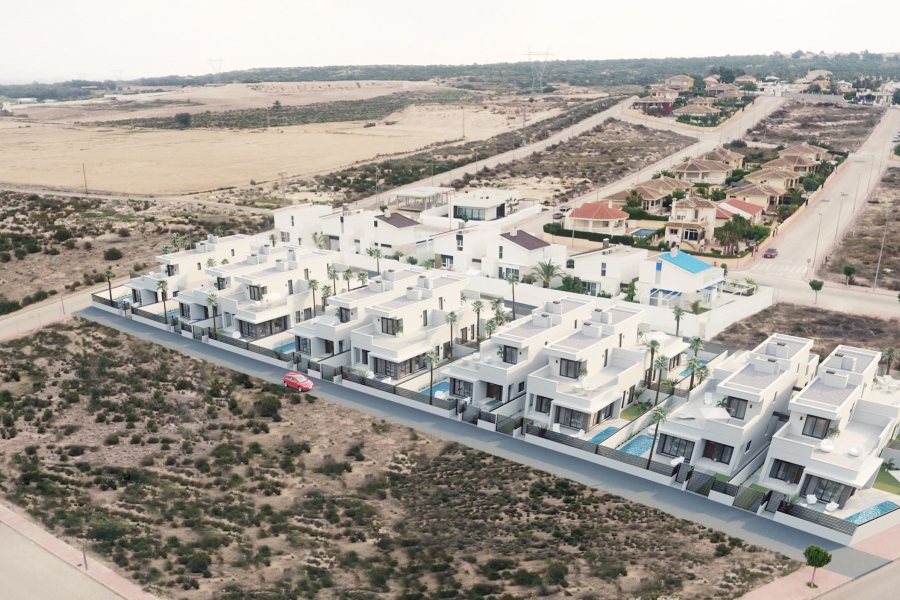 Nye - Frittliggende Villa - La Marina - La Marina - Urbanisering