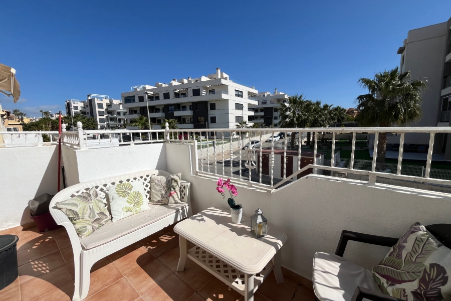 Re-Sale - Apartment - Orihuela Costa - Villamartin