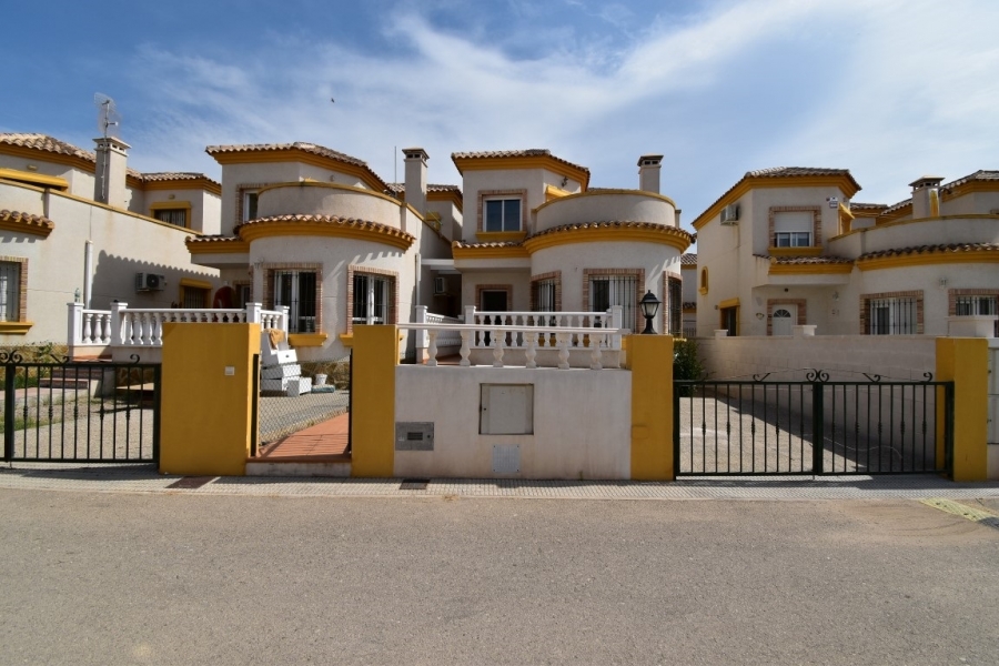 Location - Villa - Los Montesinos - La Herrada