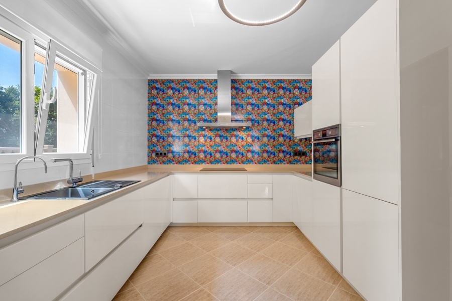 Re-Sale - Detached Villa - Benissa - Carrio