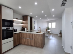 Appartement - Wederverkoop - Torrevieja - Playa Acequion