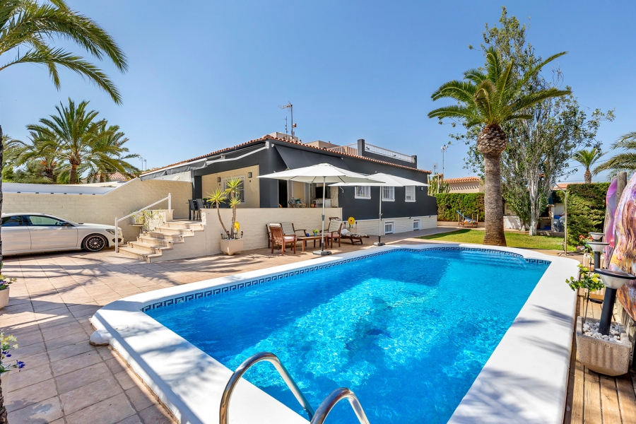 Re-Sale - Detached Villa - Torrevieja - Rocio del Mar
