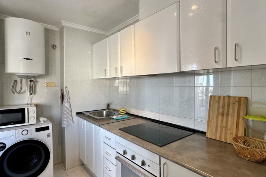 Re-Sale - Apartment - Torrevieja - Torrevieja - Centre
