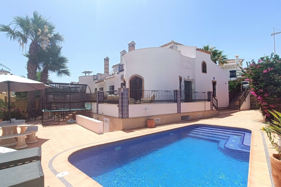 Re-Sale - Semi Detached Villa - Algorfa - La Finca Golf Resort