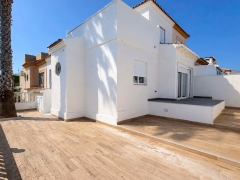 Quad Villa - Re-Sale - Orihuela Costa - Los Altos