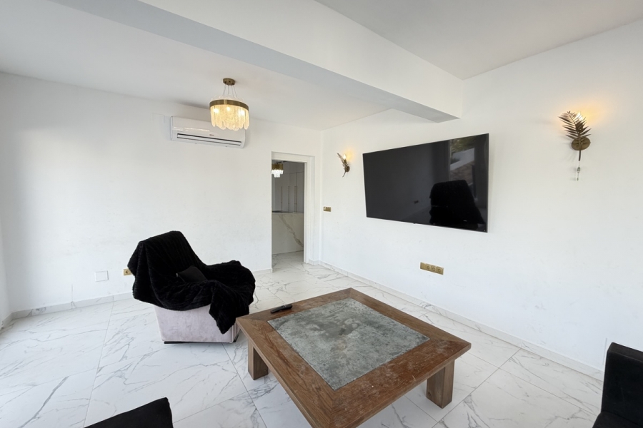 Re-Sale - Detached Villa - Orihuela Costa - Villamartin