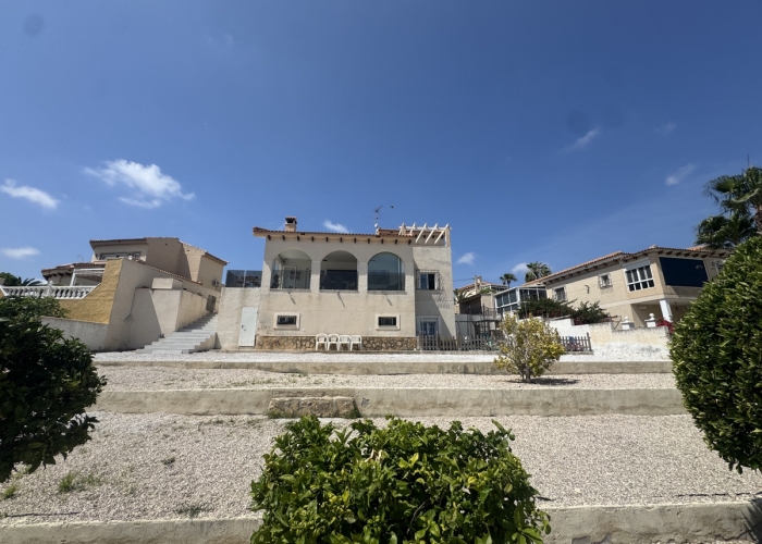 Re-Sale - Detached Villa - San Miguel de Salinas - Las Comunicaciones