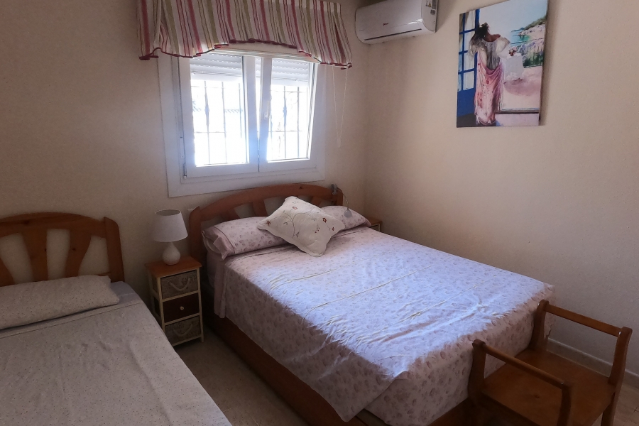 Re-Sale - Apartment - Orihuela Costa - Playa Flamenca