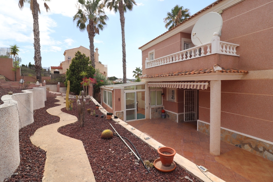 Re-Sale - Detached Villa - Algorfa - Lomas de La Juliana