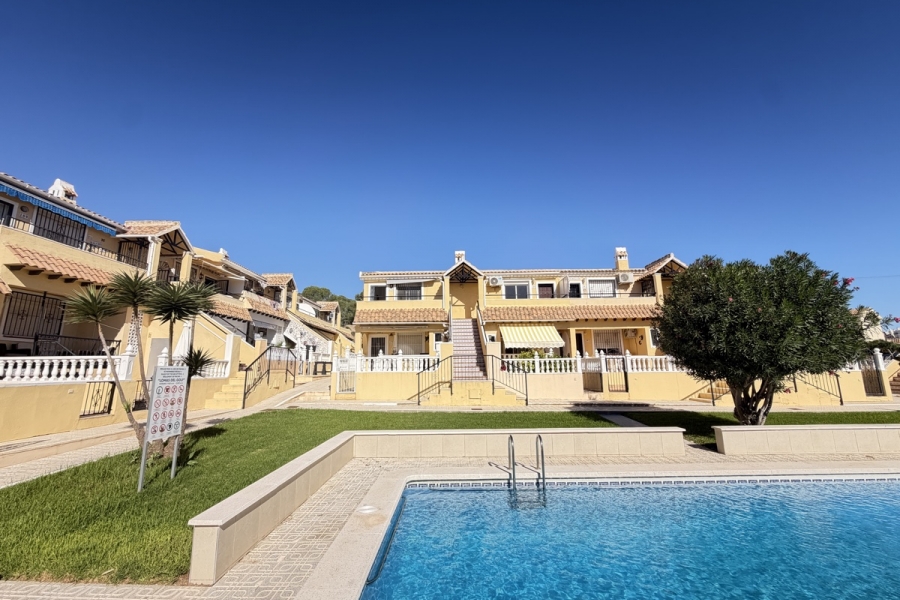 Re-Sale - Apartment - Orihuela Costa - Villamartin