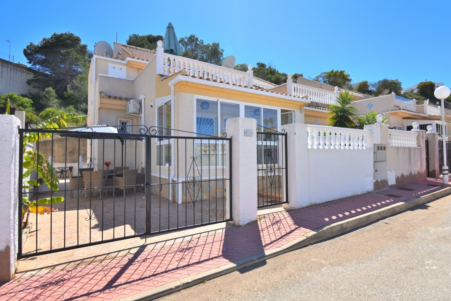 Re-Sale - Semi Detached Villa - Ciudad Quesada - La Marquesa