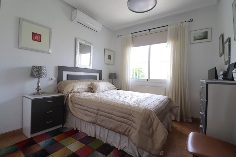 Re-Sale - Detached Villa - Algorfa - Montebello