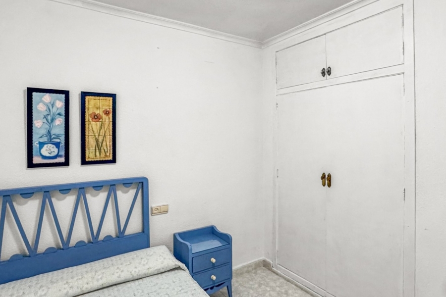 Re-Sale - Apartment - Torrevieja - Playa Los Locos