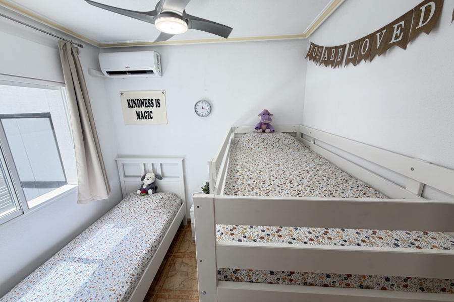Re-Sale - Apartment - Orihuela Costa - La Zenia