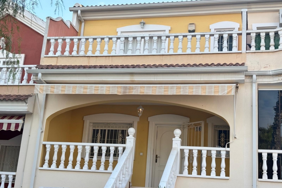 Re-Sale - Townhouse - Benijofar - Monte Azul