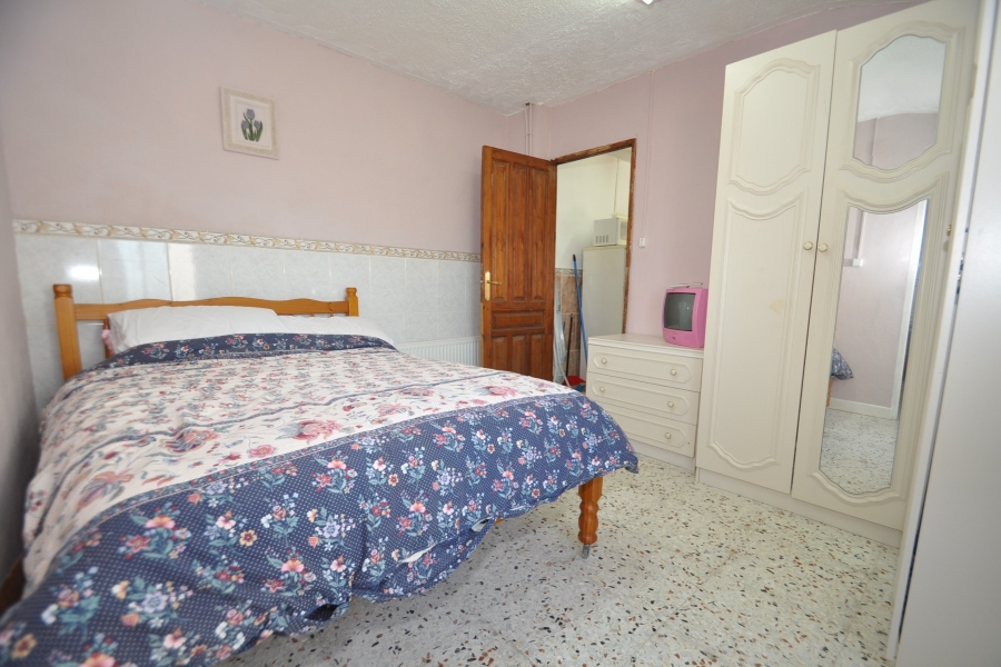 Re-Sale - Country Property - Pinoso - Edge of town
