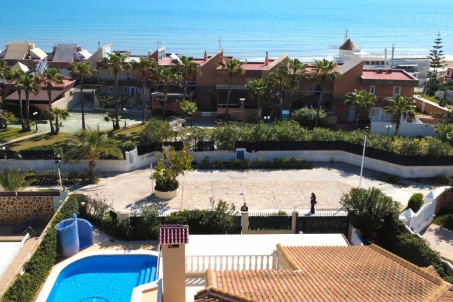 Re-Sale - Detached Villa - Torrevieja - Torrelamata - La Mata
