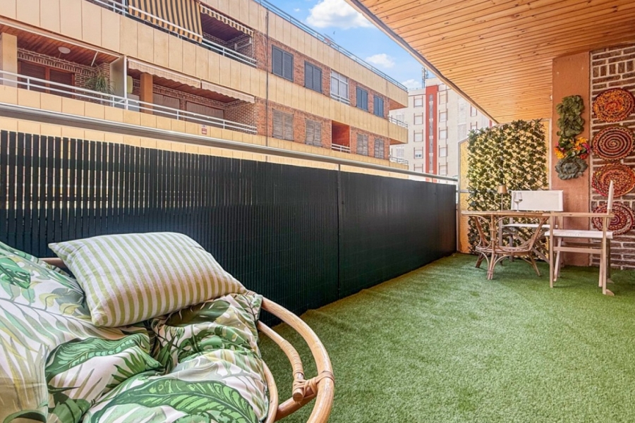 Re-Sale - Apartment - Torrevieja - El Acequión - Los Náufragos