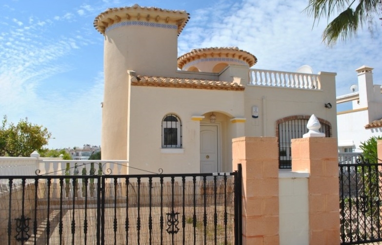 Re-Sale - Detached Villa - Orihuela Costa - Los Dolses