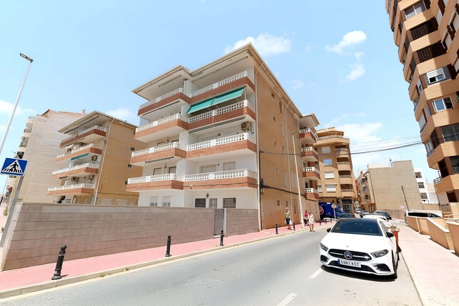Re-Sale - Apartment - Torrevieja - Torre La Mata