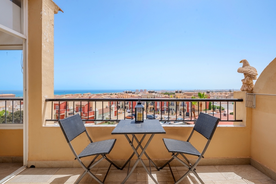 Re-Sale - Apartment - Torrevieja - Aguas Nuevas