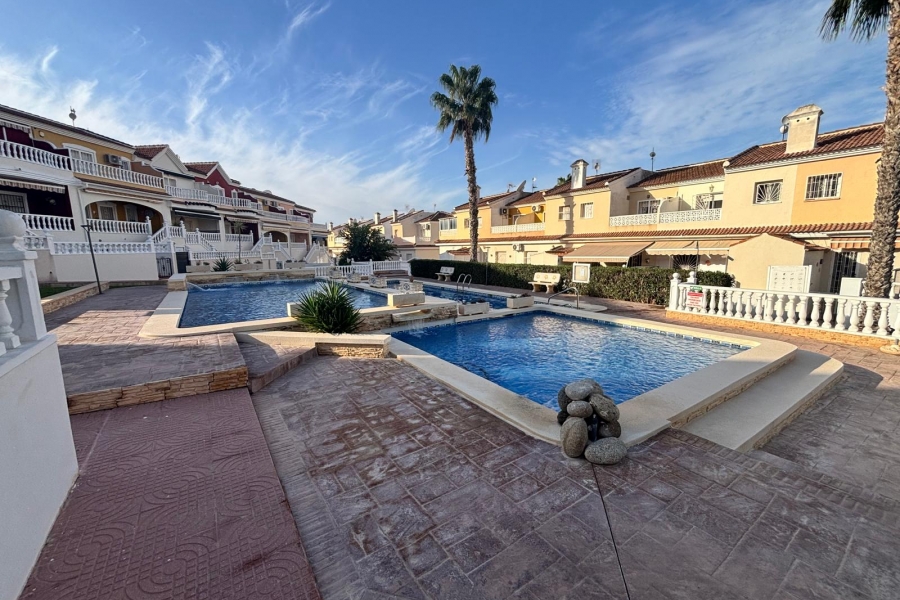 Re-Sale - Townhouse - Benijofar - Monte Azul