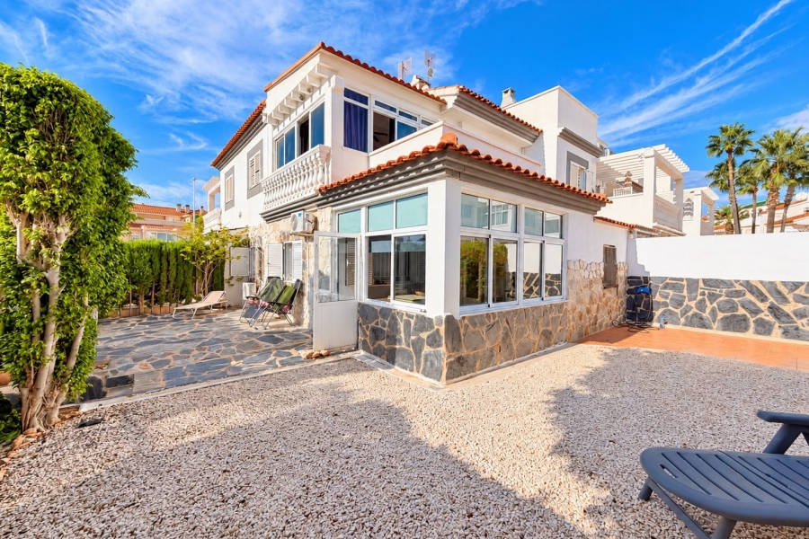 Re-Sale - Semi Detached Villa - Orihuela Costa - Playa Flamenca