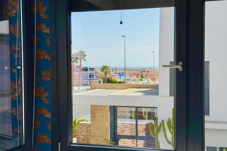 Re-Sale - Detached Villa - Orihuela Costa - Lomas de Cabo Roig