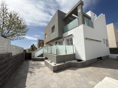 Detached Villa - Re-Sale - Torrevieja - Torrevieja
