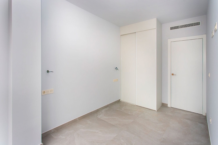 Re-Sale - Apartment - Torrevieja - Torrevieja - Centre