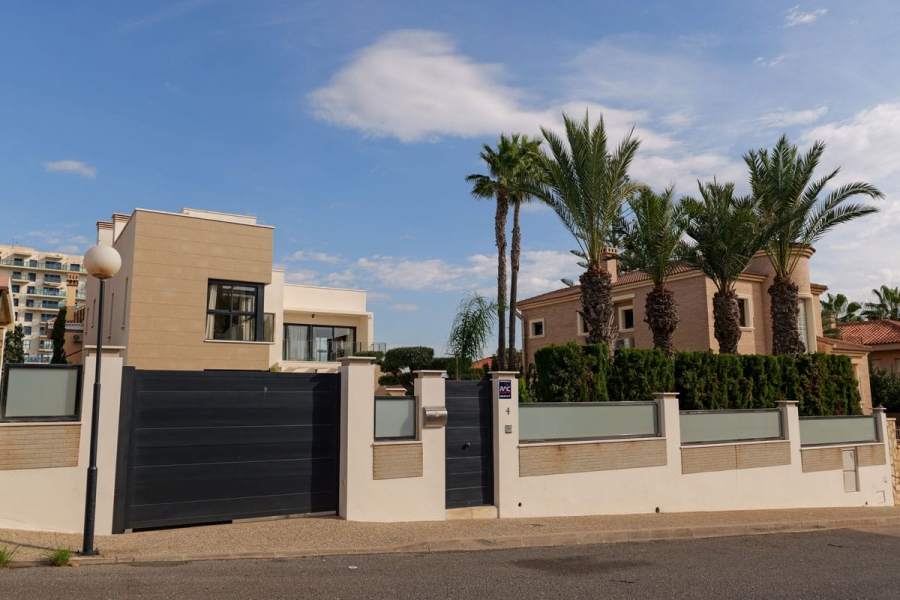New - Detached Villa - Torrevieja - Torrevieja - Centre