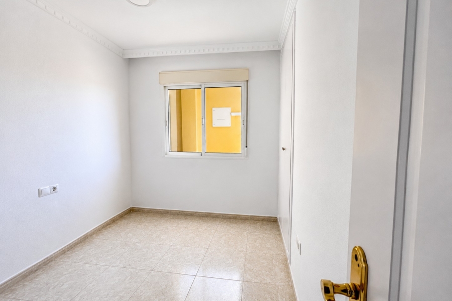 Re-Sale - Apartment - Algorfa - Algorfa - Village