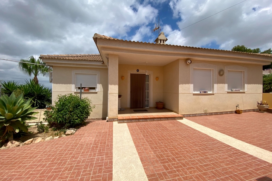 Re-Sale - Detached Villa - Algorfa - Lomas de La Juliana